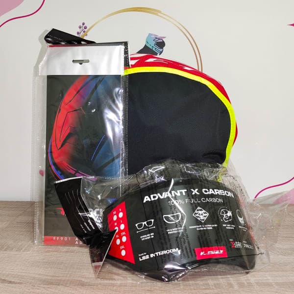 LS2 Advant X Carbon Solid - 2
